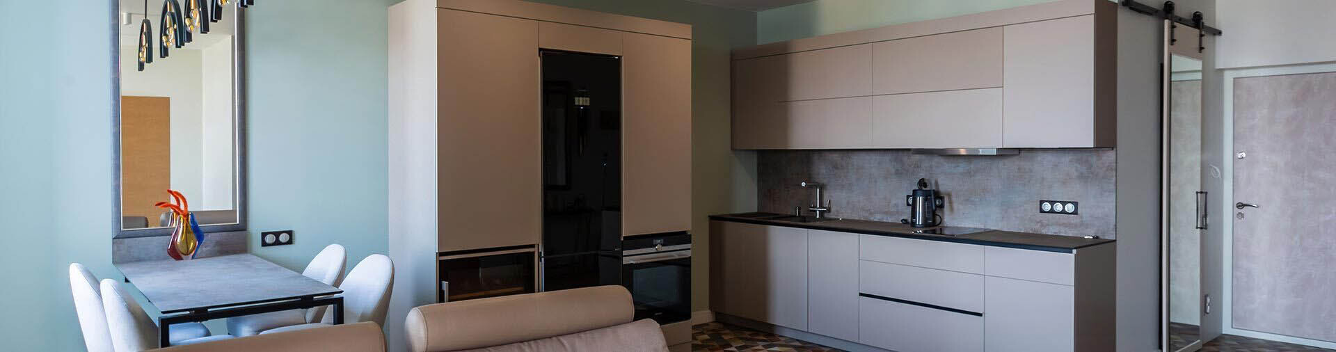 Modern Miniature